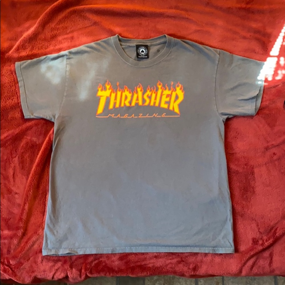 Flame Logo Thrasher T-Shirt Charcoal